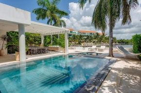 Dream House with private Deck in Puerto Aventuras
